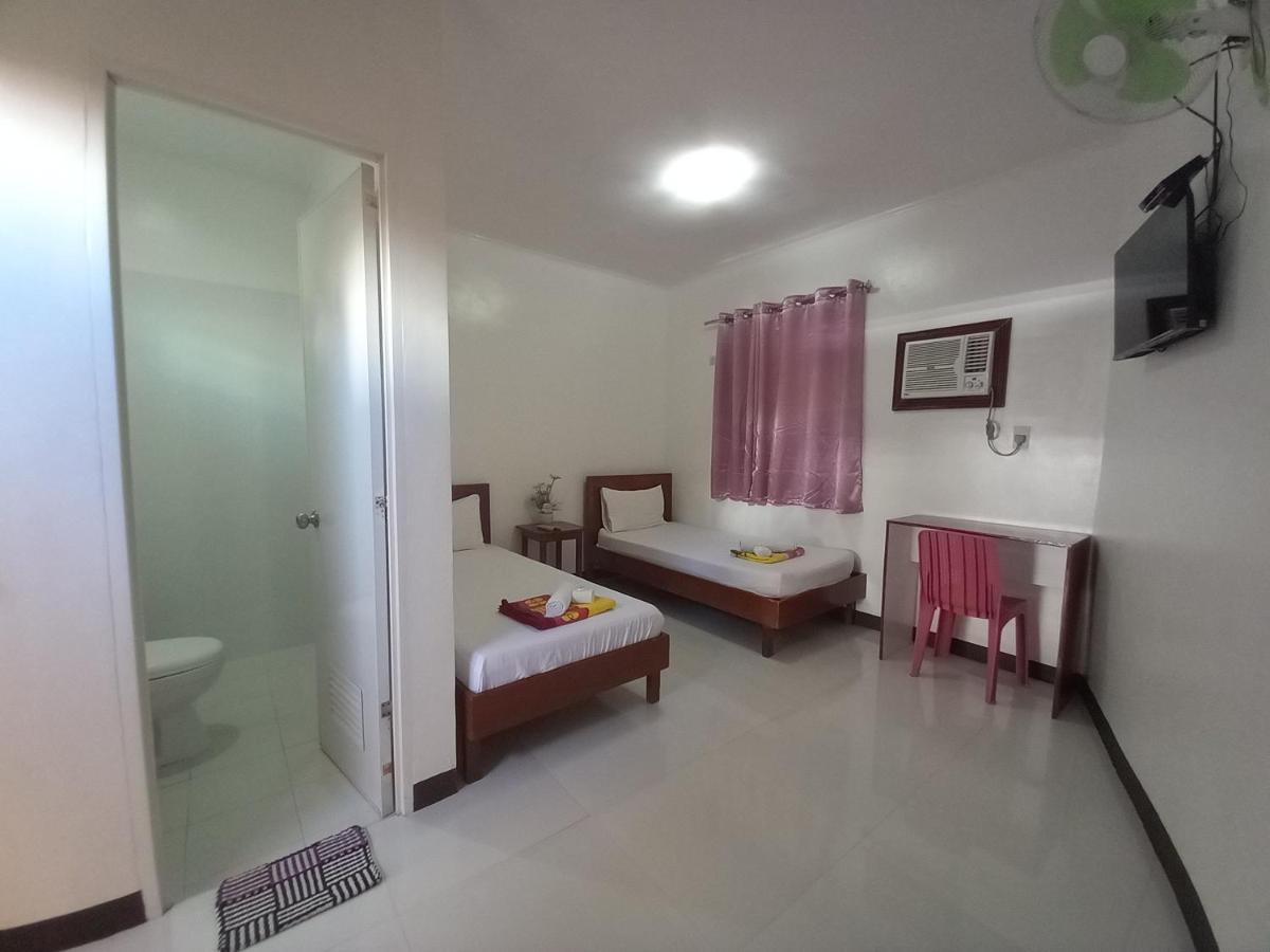 Alinchlo Hotel Legazpi Buitenkant foto