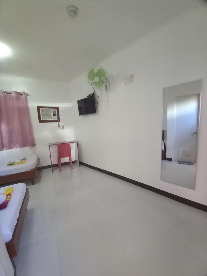 Alinchlo Hotel Legazpi Buitenkant foto