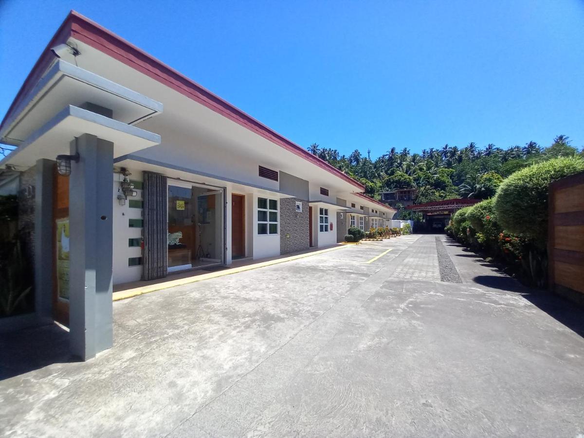 Alinchlo Hotel Legazpi Buitenkant foto
