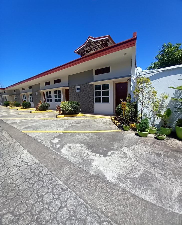 Alinchlo Hotel Legazpi Buitenkant foto